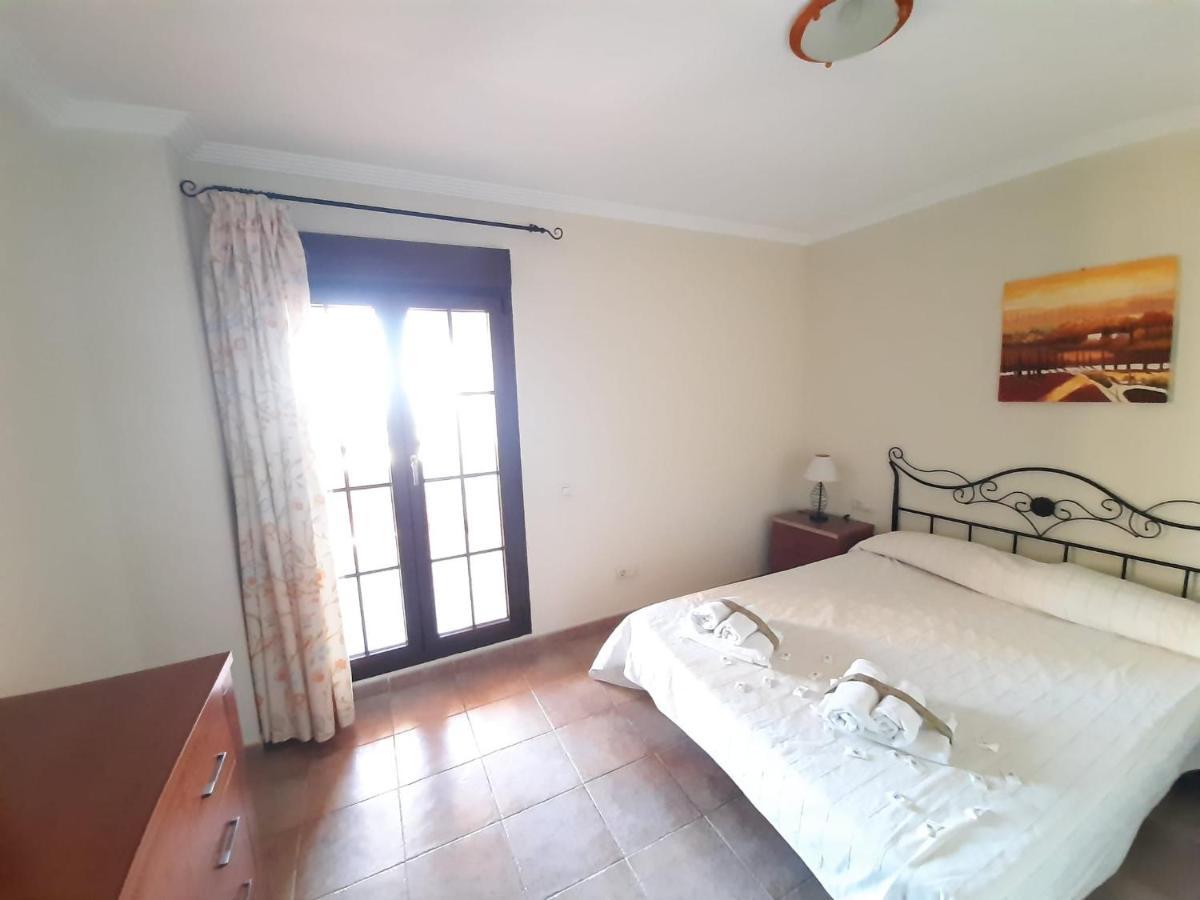 Apartamento 2 Dormitorios.Urb Playa Verde Isla Canela Ngoại thất bức ảnh
